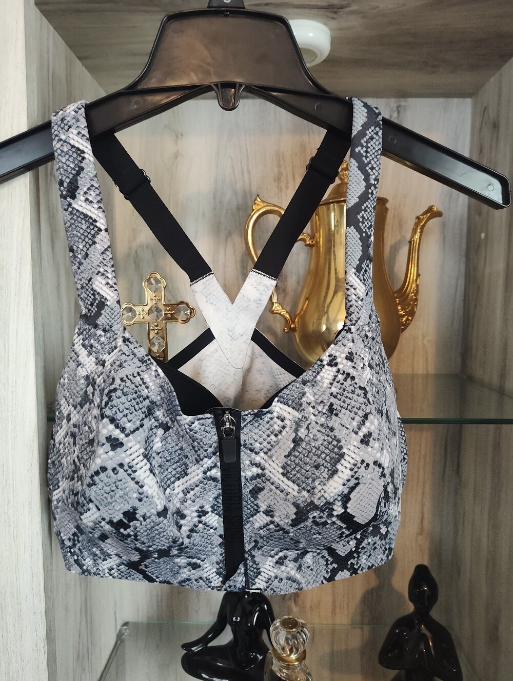 Victoria Secret Snake Print Front-Zip Sports Bra - Gray SZ 34D Good Condition